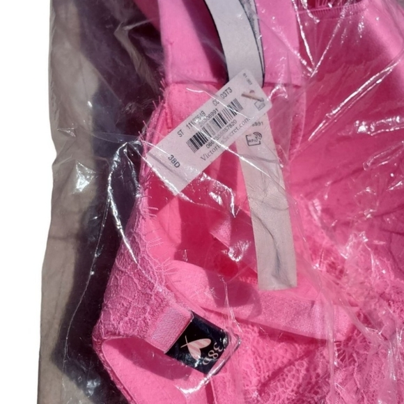 NWT Victoria's Secret Dream Angels Full Coverage No Wire Lace Bra Pink Berry 38D - Picture 13 of 13